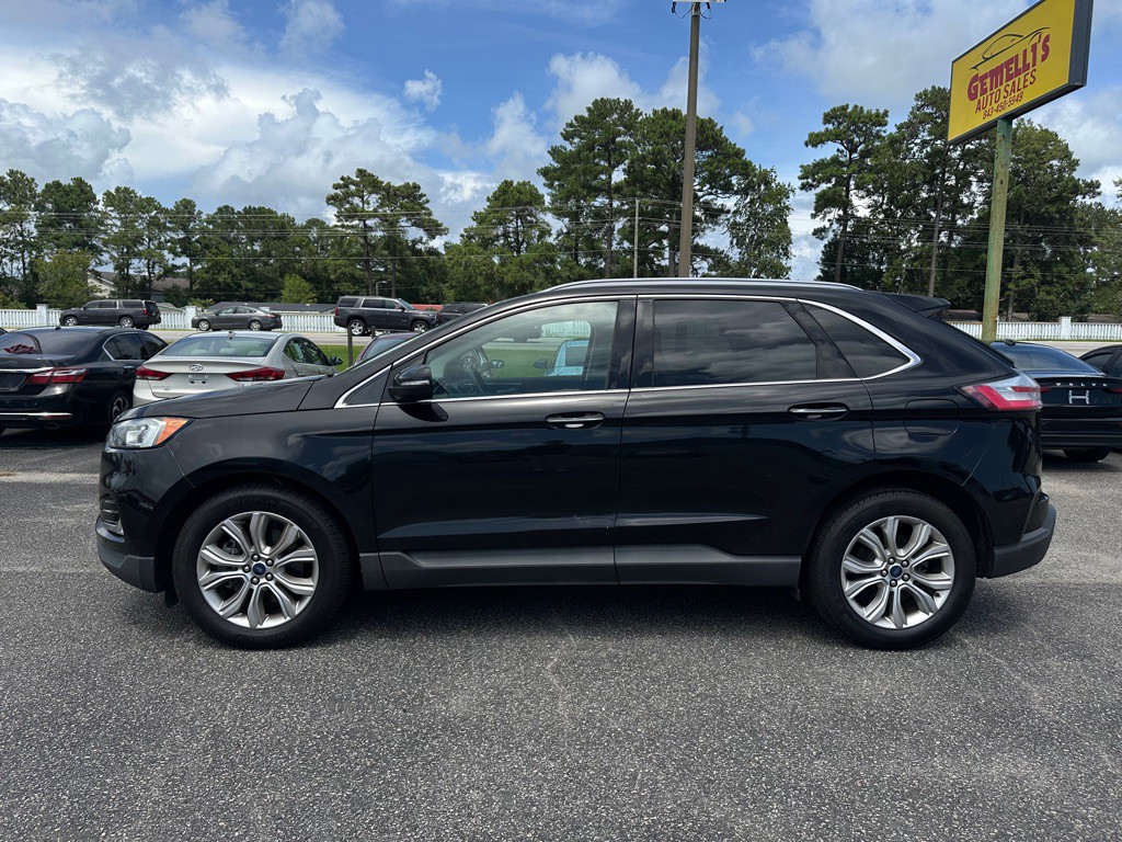 2020 Ford Edge Image 3