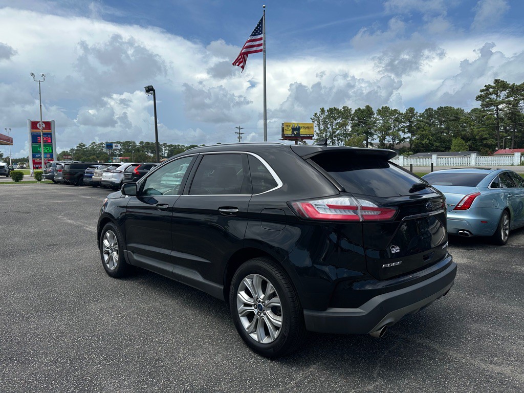 2020 Ford Edge Image 4
