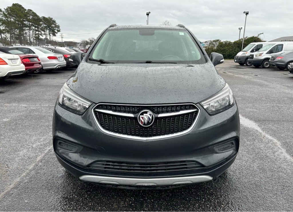 2017 Buick Enclave Image 2
