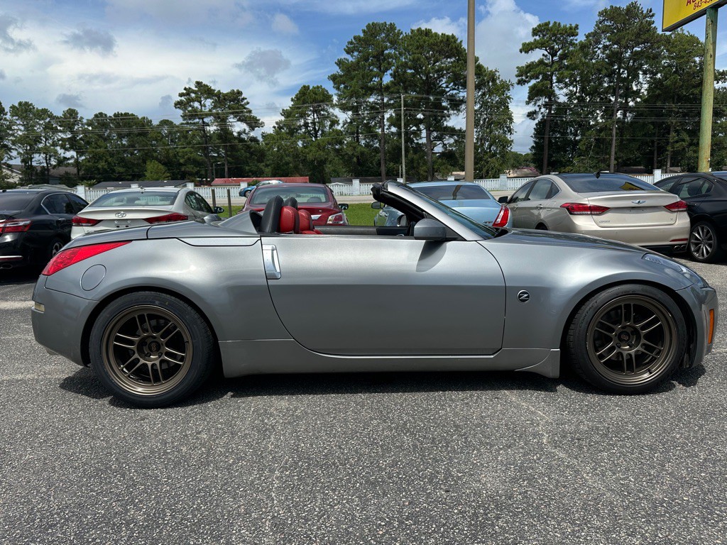 2004 Nissan 350Z Image 4