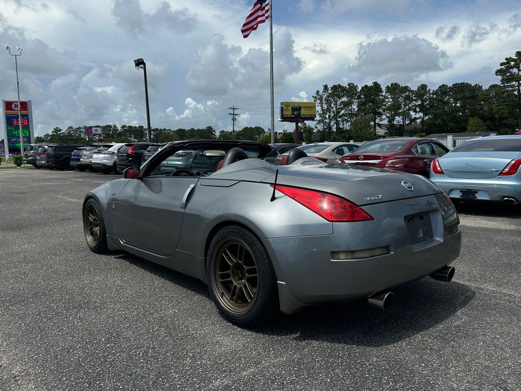 2004 Nissan 350Z Image 7
