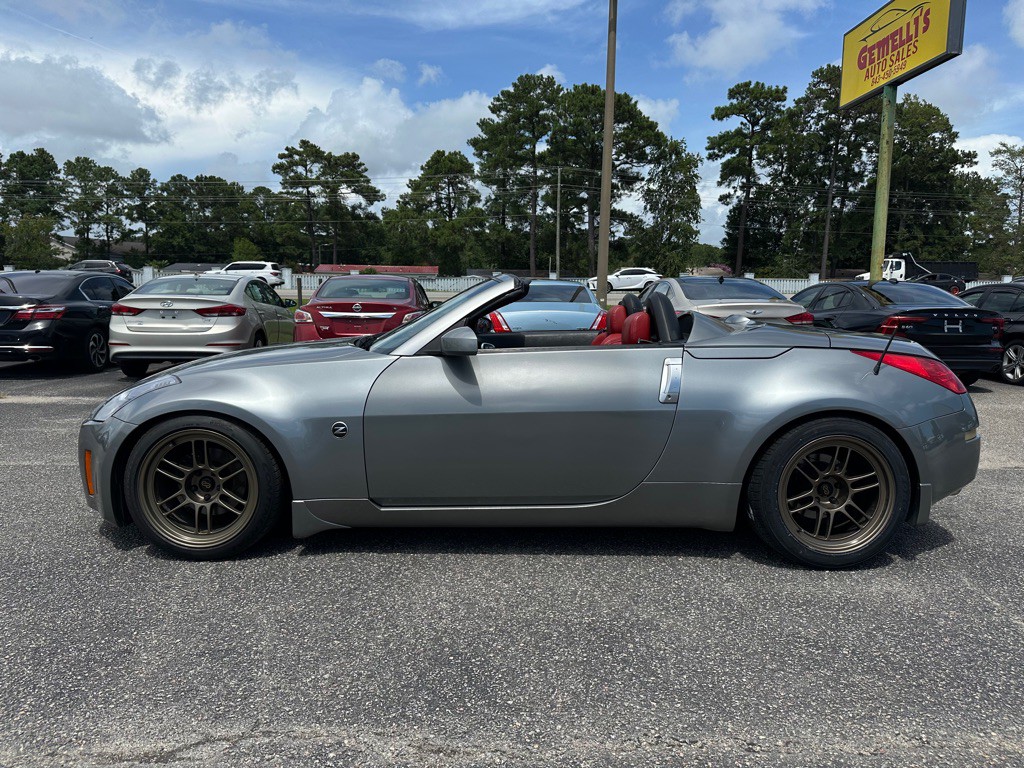 2004 Nissan 350Z Image 8