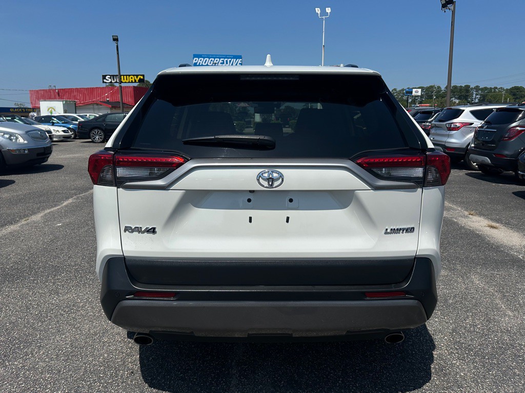 2019 Toyota Rav4 Image 4