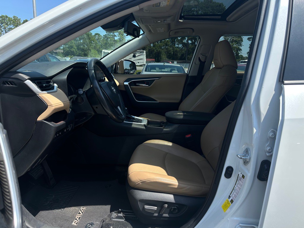 2019 Toyota Rav4 Image 5