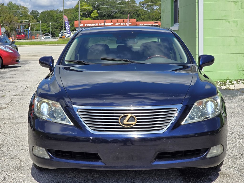 2007 Lexus LS Image 2