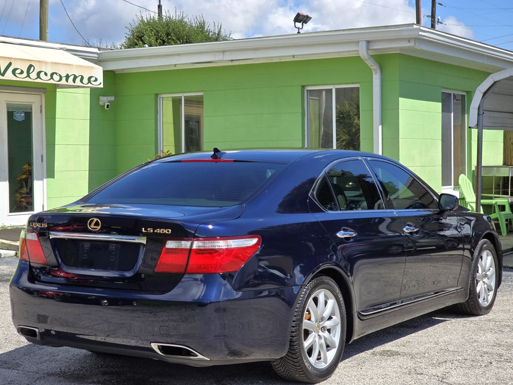 2007 Lexus LS Image 6