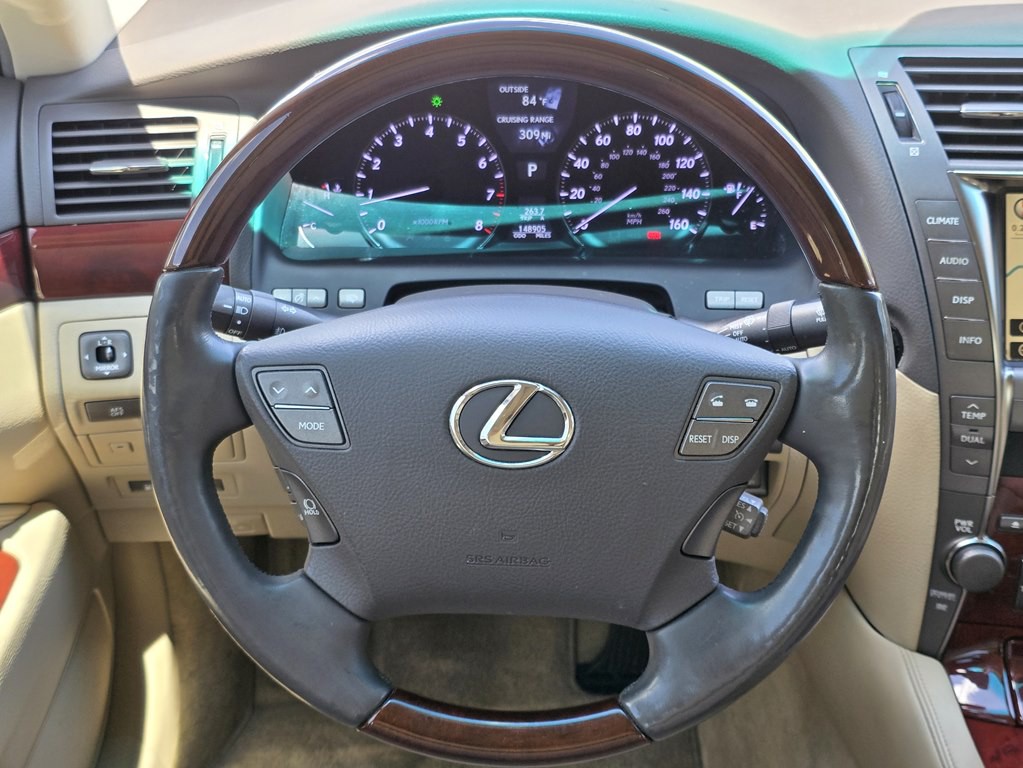 2007 Lexus LS Image 16