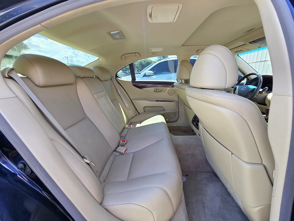 2007 Lexus LS Image 20