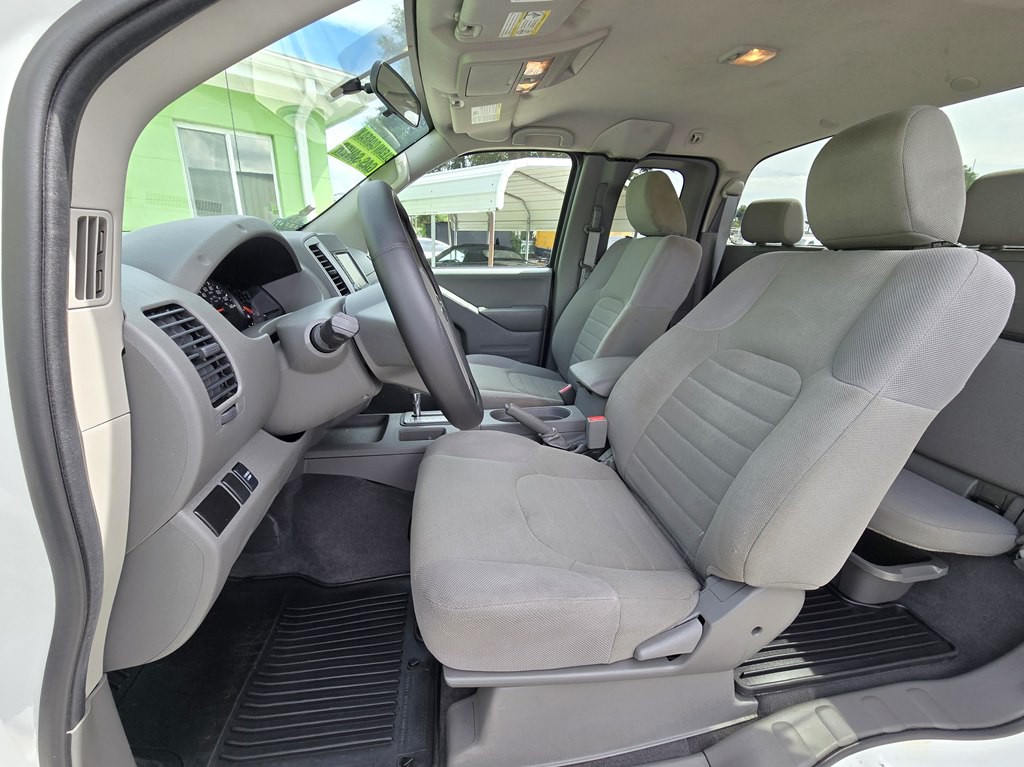 2019 Nissan Frontier Image 11