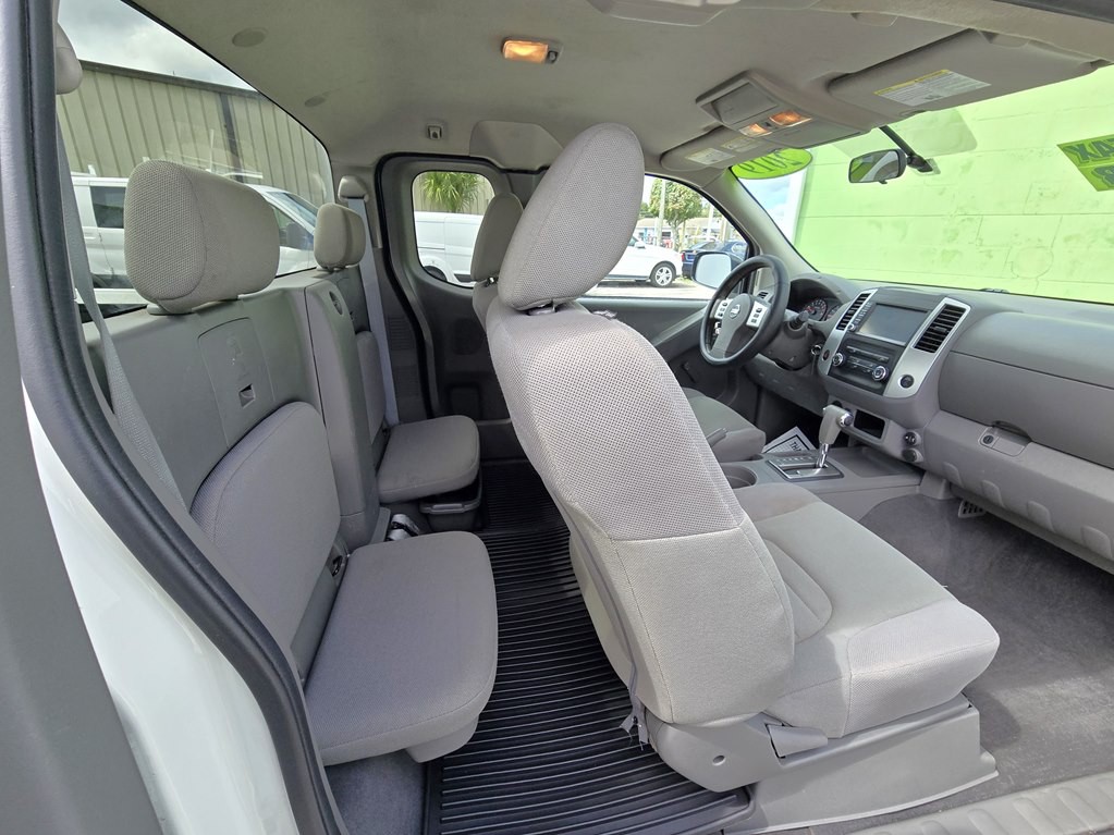 2019 Nissan Frontier Image 12