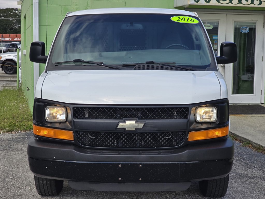 2016 Chevrolet Express Image 2