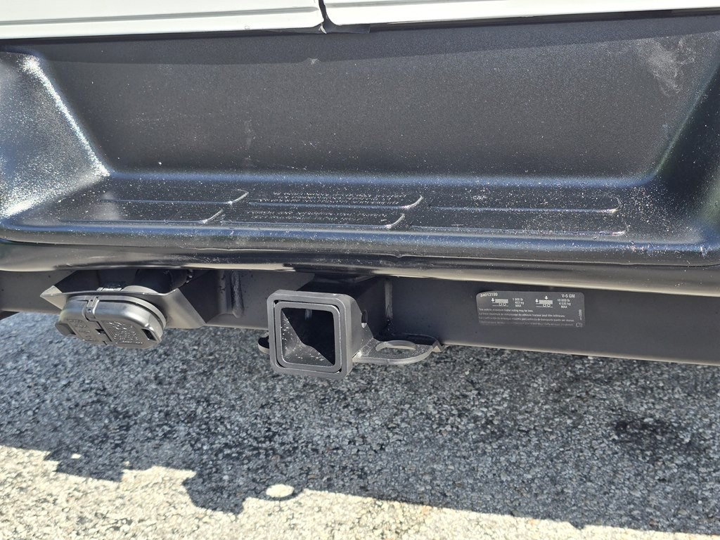 2017 Chevrolet Express Image 7