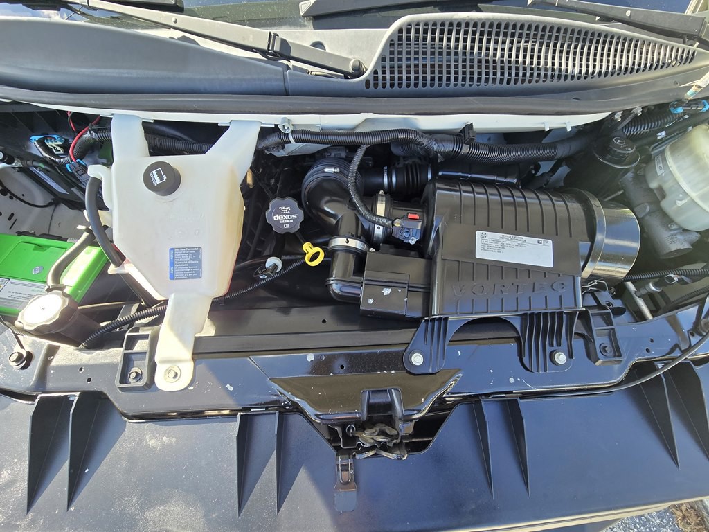 2017 Chevrolet Express Image 21
