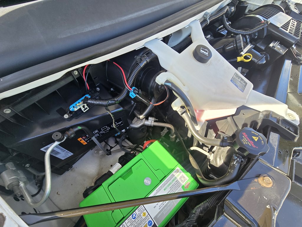 2017 Chevrolet Express Image 22