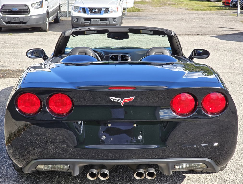 2006 Chevrolet Corvette Image 10