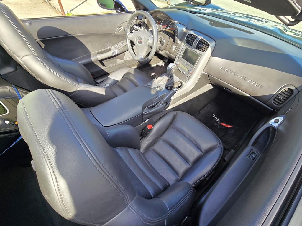 2006 Chevrolet Corvette Image 12