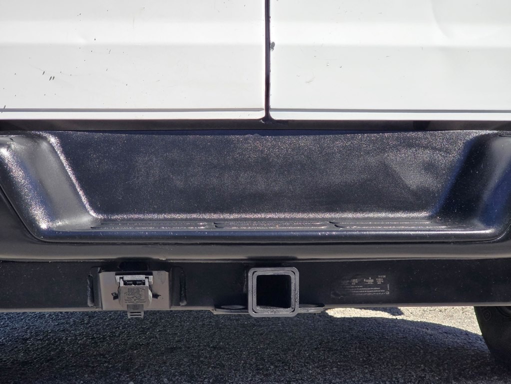 2016 Chevrolet Express Image 9