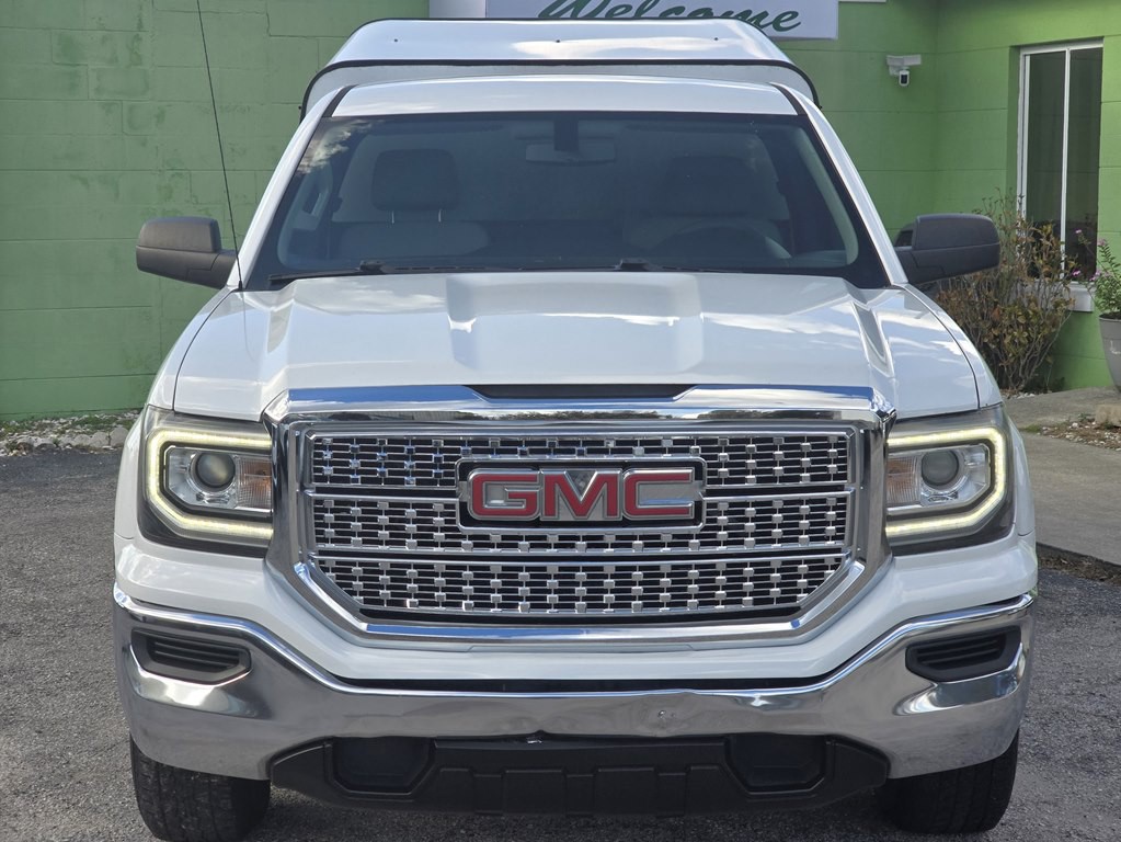 2016 GMC Sierra Image 2
