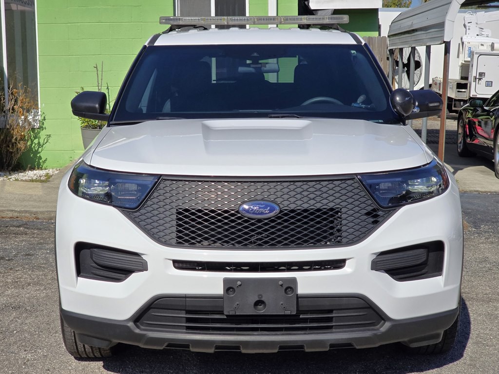 2021 Ford Explorer Image 2