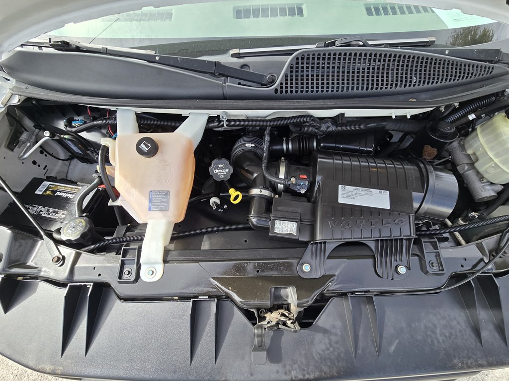 2017 Chevrolet Express Image 20