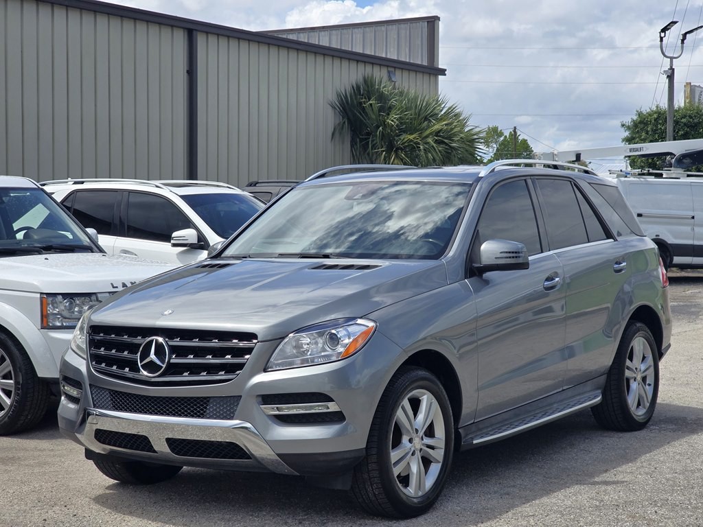 2015 Mercedes-Benz M-Class Image 3