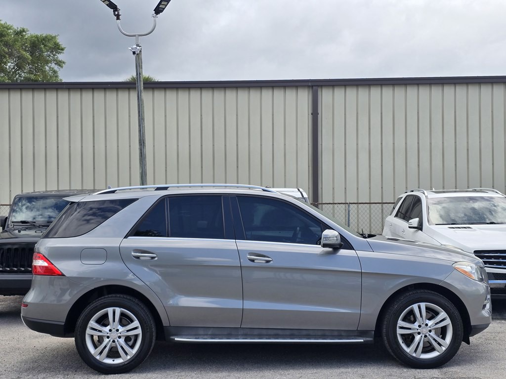 2015 Mercedes-Benz M-Class Image 5