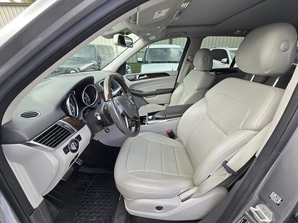 2015 Mercedes-Benz M-Class Image 10