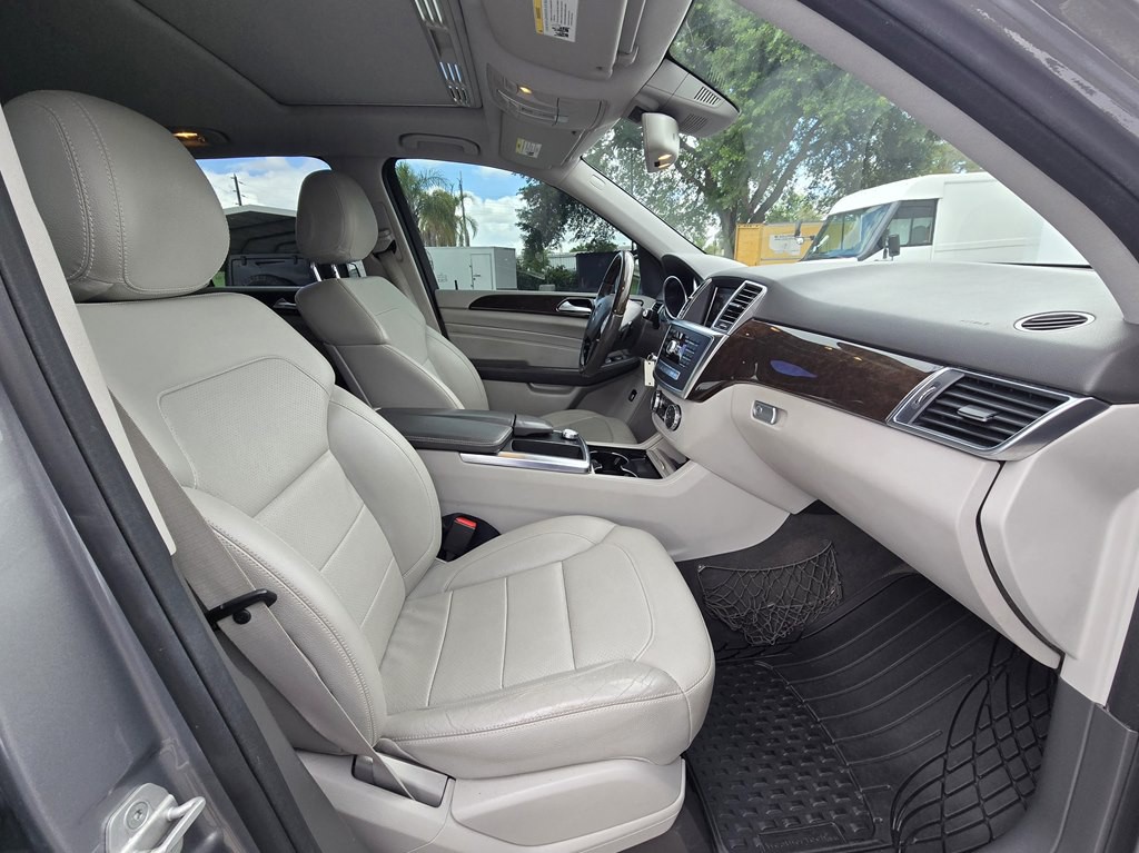 2015 Mercedes-Benz M-Class Image 11