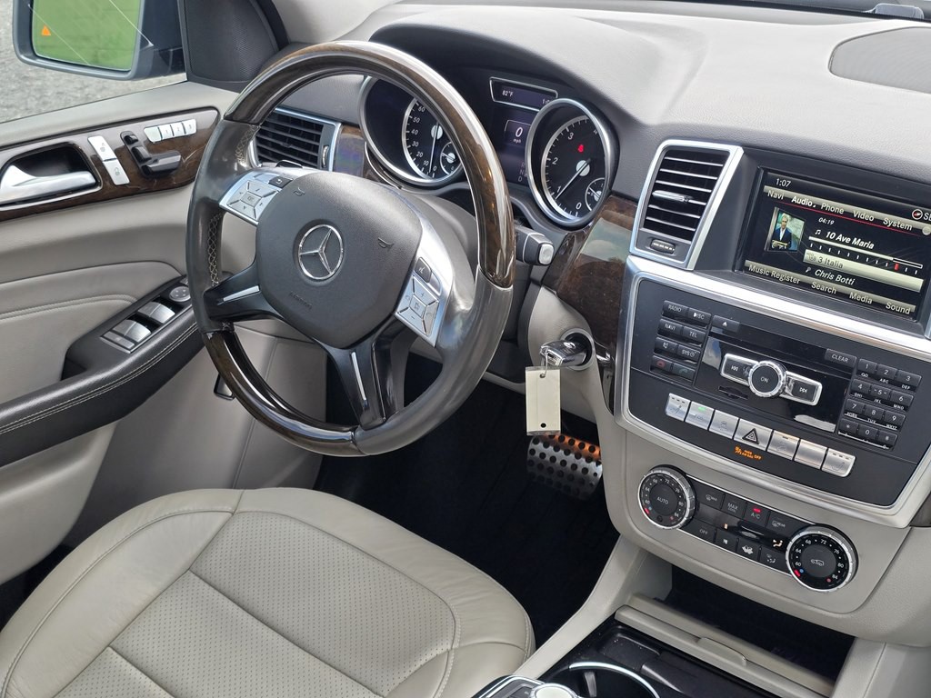 2015 Mercedes-Benz M-Class Image 12