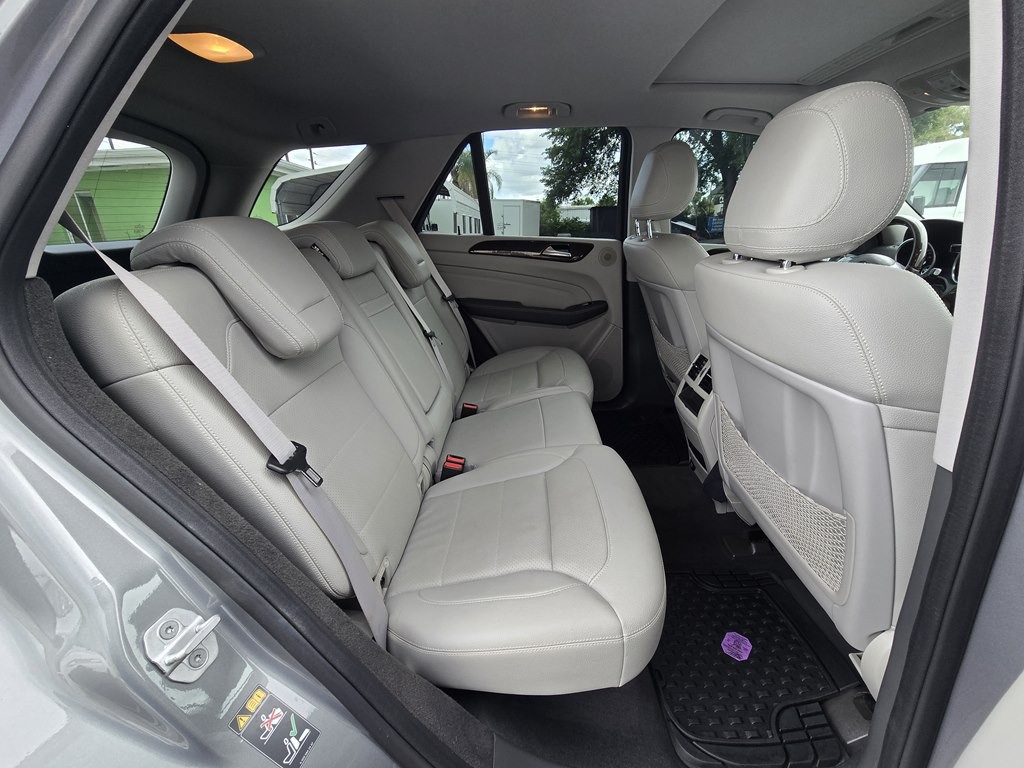 2015 Mercedes-Benz M-Class Image 16