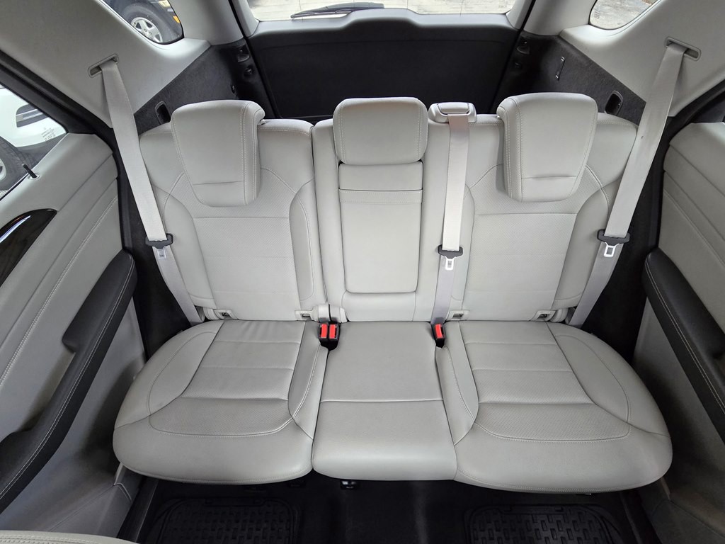 2015 Mercedes-Benz M-Class Image 17