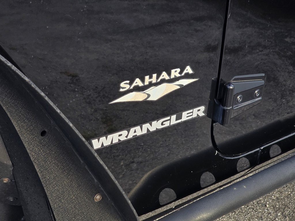 2010 Jeep Wrangler Image 15