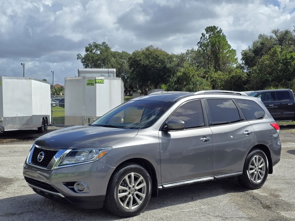 2015 Nissan Pathfinder Image 4