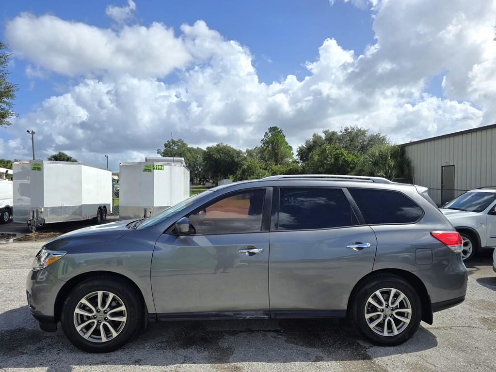 2015 Nissan Pathfinder Image 5