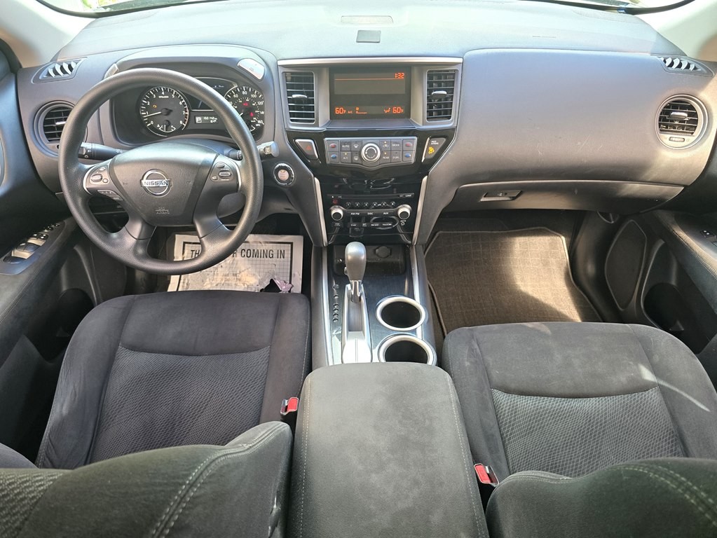 2015 Nissan Pathfinder Image 11