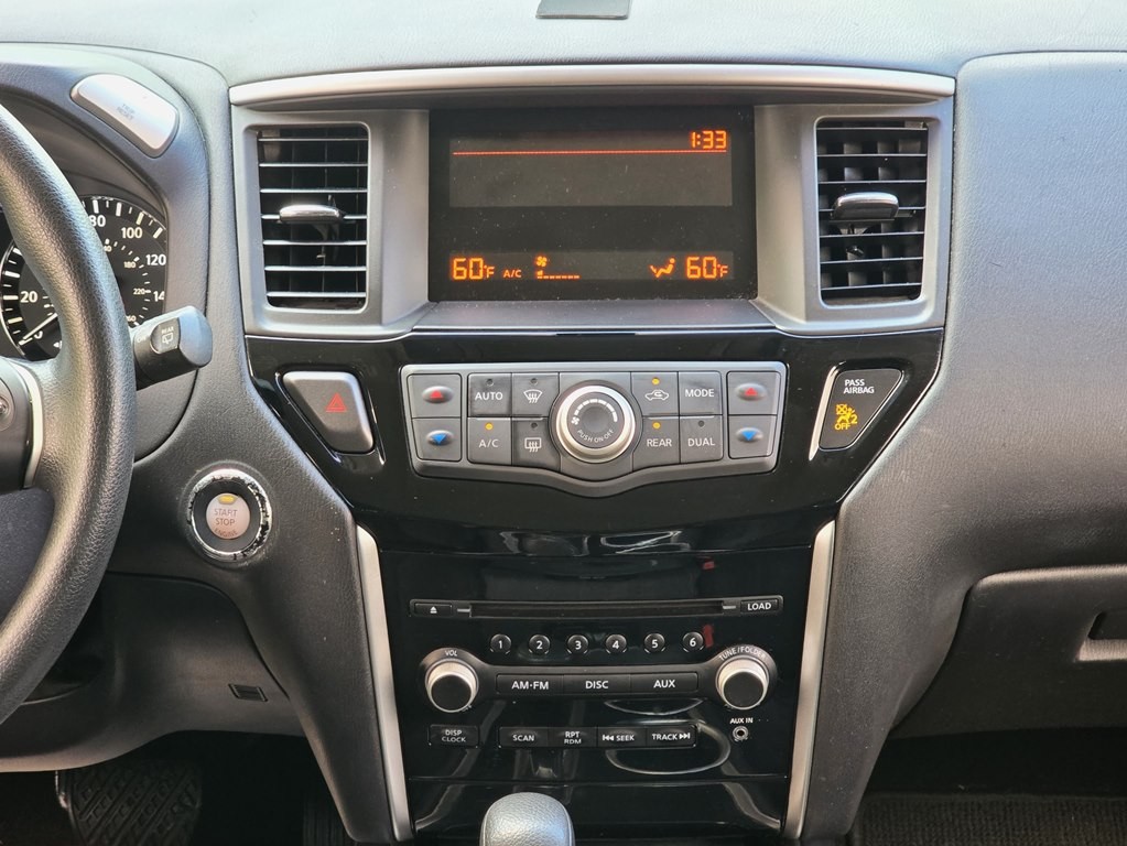 2015 Nissan Pathfinder Image 14
