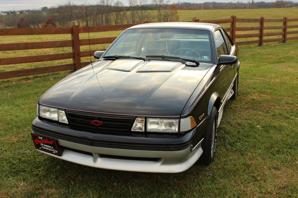 1988 Chevrolet Cavalier Image 3