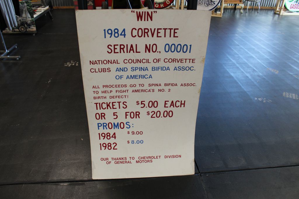 1984 Chevrolet Corvette Image 10