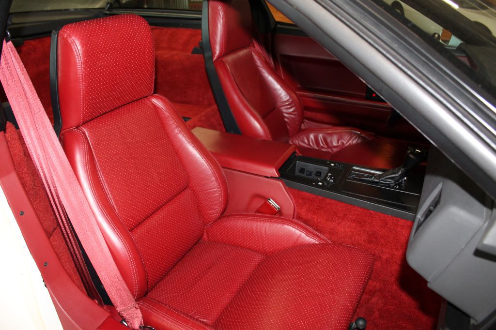 1984 Chevrolet Corvette Image 9