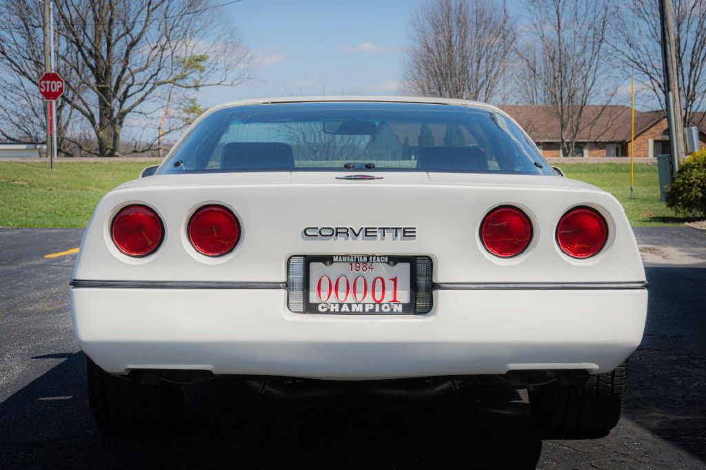 1984 Chevrolet Corvette Image 12