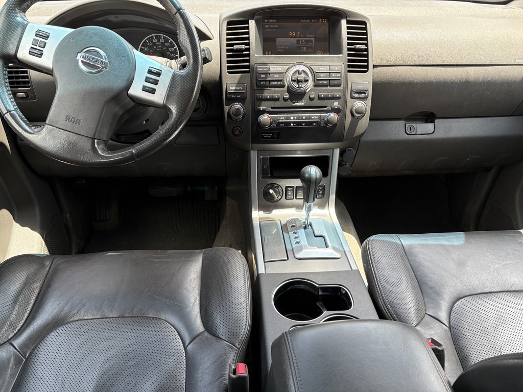 2011 Nissan Pathfinder Image 3