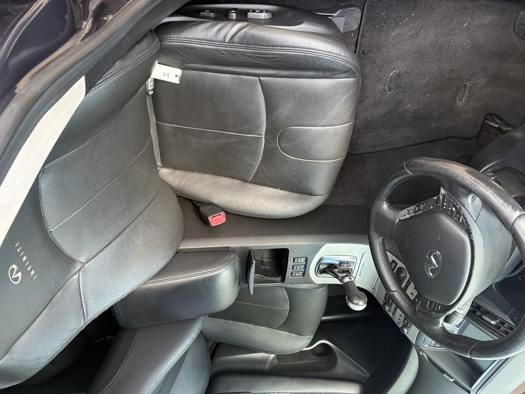 2008 INFINITI G35 Image 3