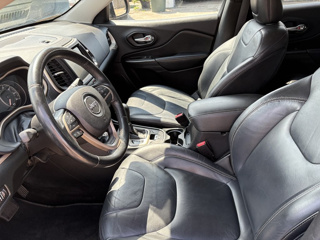 2014 Jeep Cherokee Image 2