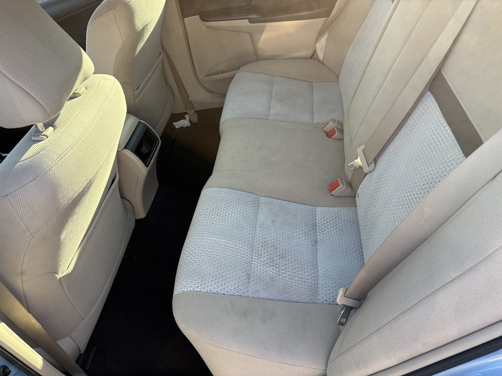 2012 Toyota Camry Image 5