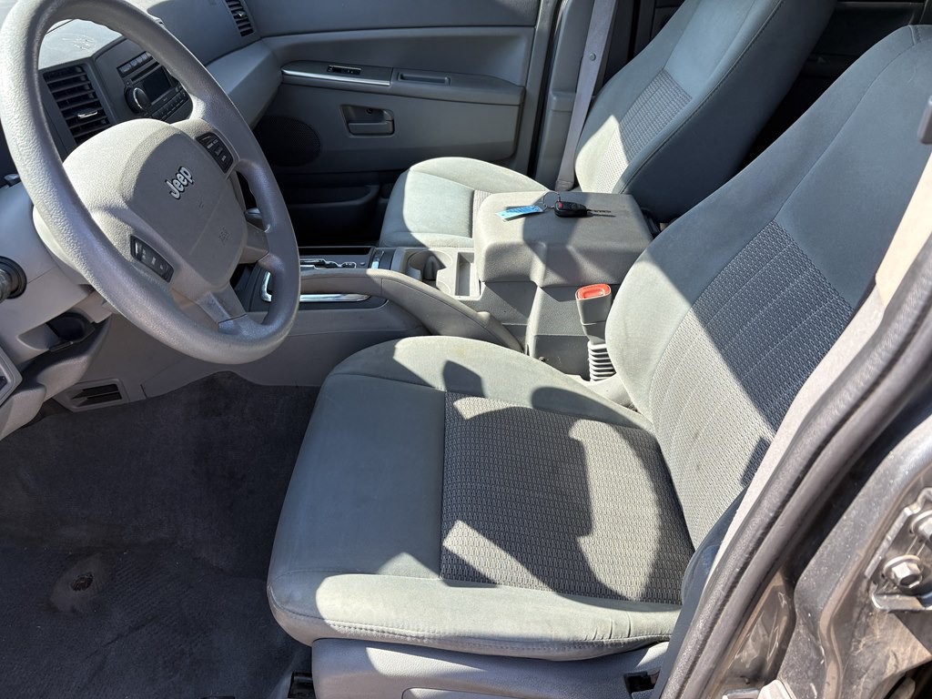2007 Jeep Grand Cherokee Image 3