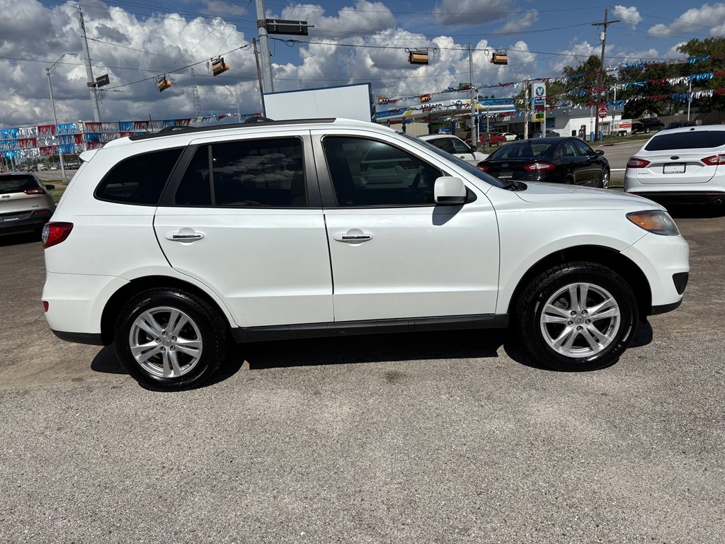 2012 Hyundai Santa Fe Image 2