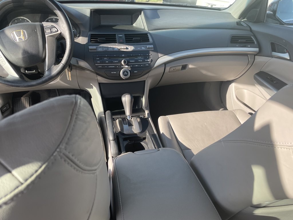 2010 Honda Accord Image 5