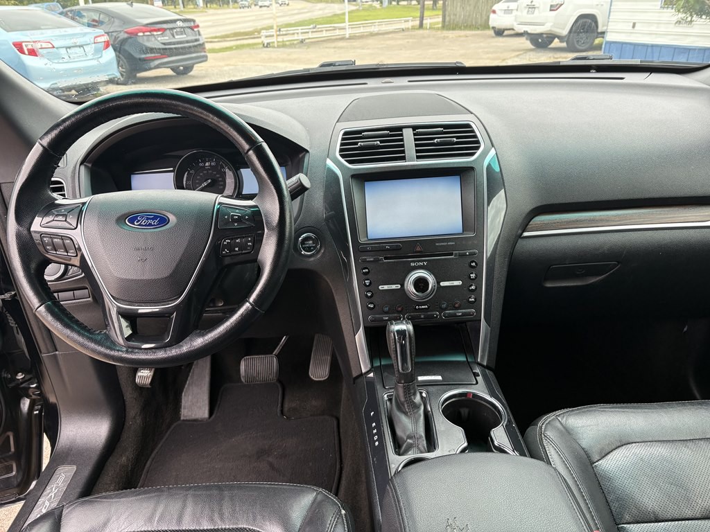 2016 Ford Explorer Image 6
