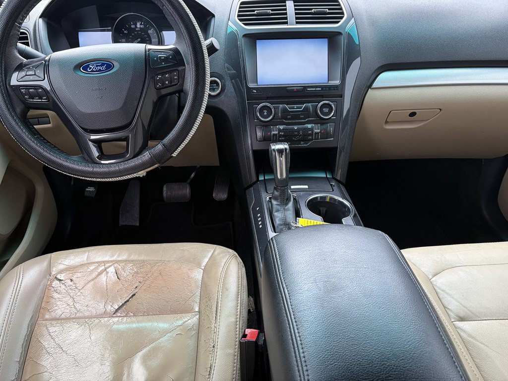 2016 Ford Explorer Image 7