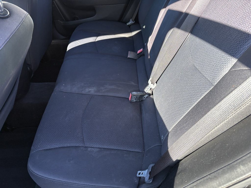 2012 Chrysler 200 Image 5